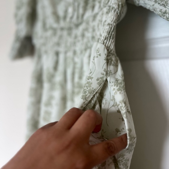 Polagram Green Floral Long Sleeve Dress - Picture 5 of 7